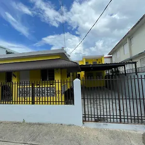https://calle-aponte-near-beach-and-restaurant-and-arts-district.sanjuanpuertorico-hotels.com