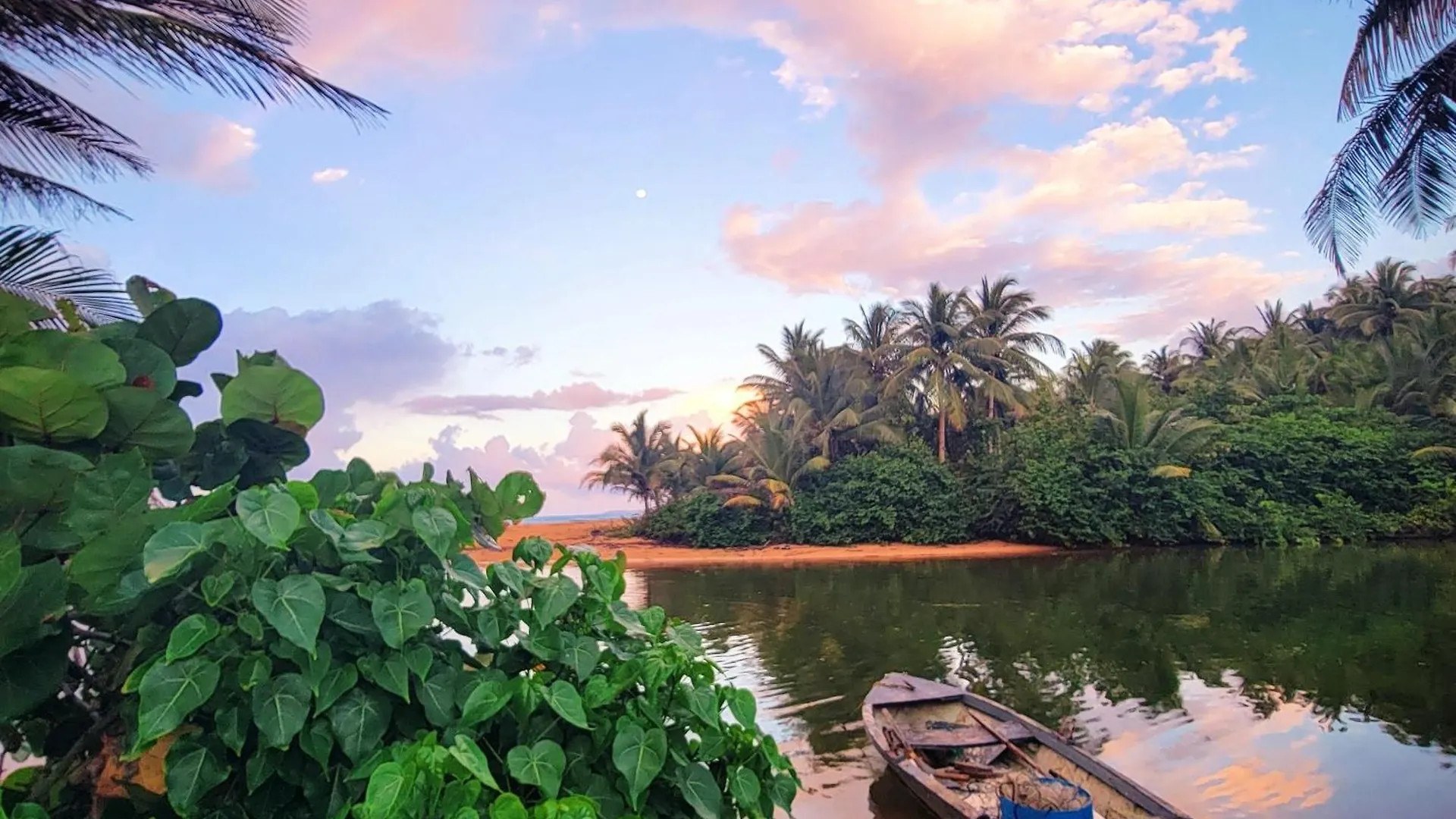 Hostal Albergue Casa Coral Luquillo
